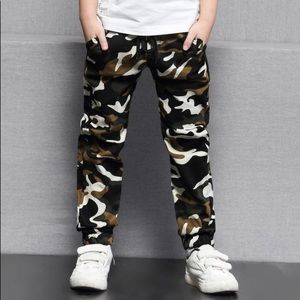 Camouflage pants